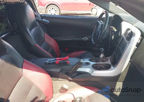 2005 Chevrolet Corvette z USA, uszkodzony, nr VIN 1G1YY24U455129818